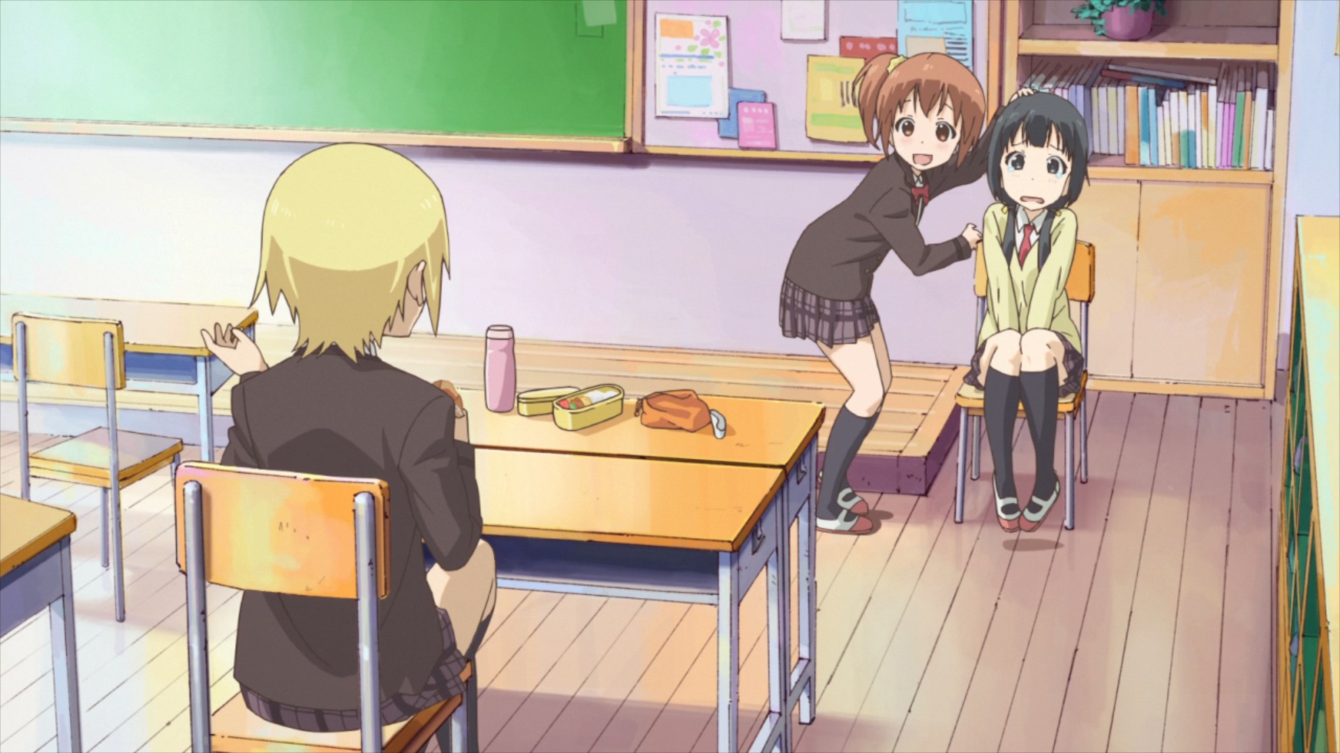 Школьницам опять нечего делать — скриншот 24