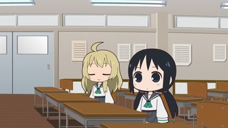 Девушки на последнем году обучения — скриншот 1