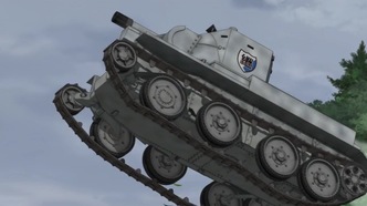 Девушки и танки. Фильм — скриншот 1