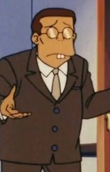 Помощник с выступающими зубами